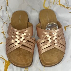 * Easy Spirit Women's Rose Gold Woven Sandals